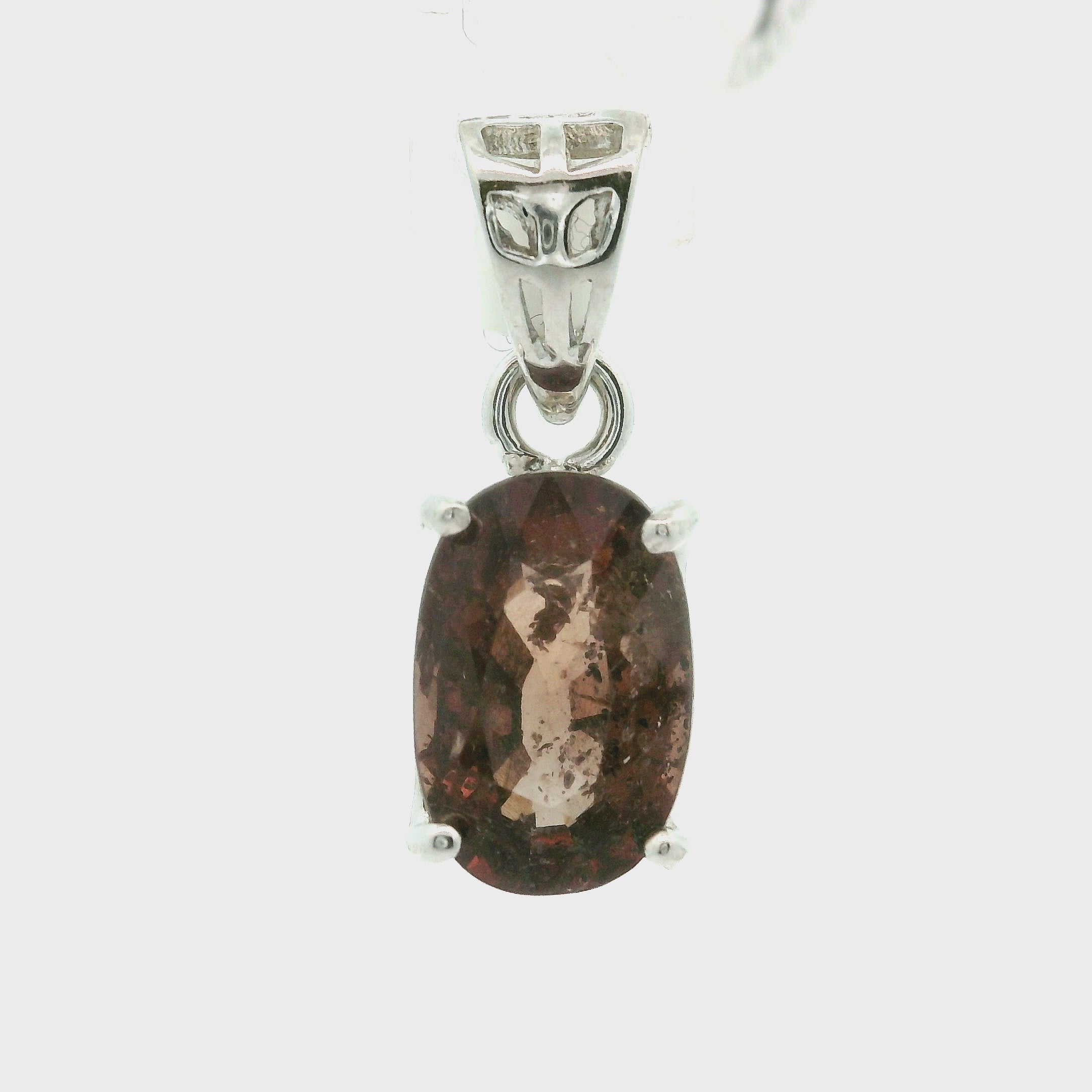 Tanzania Garnet Color Changing Pendant .925 Silver for Health and Strength