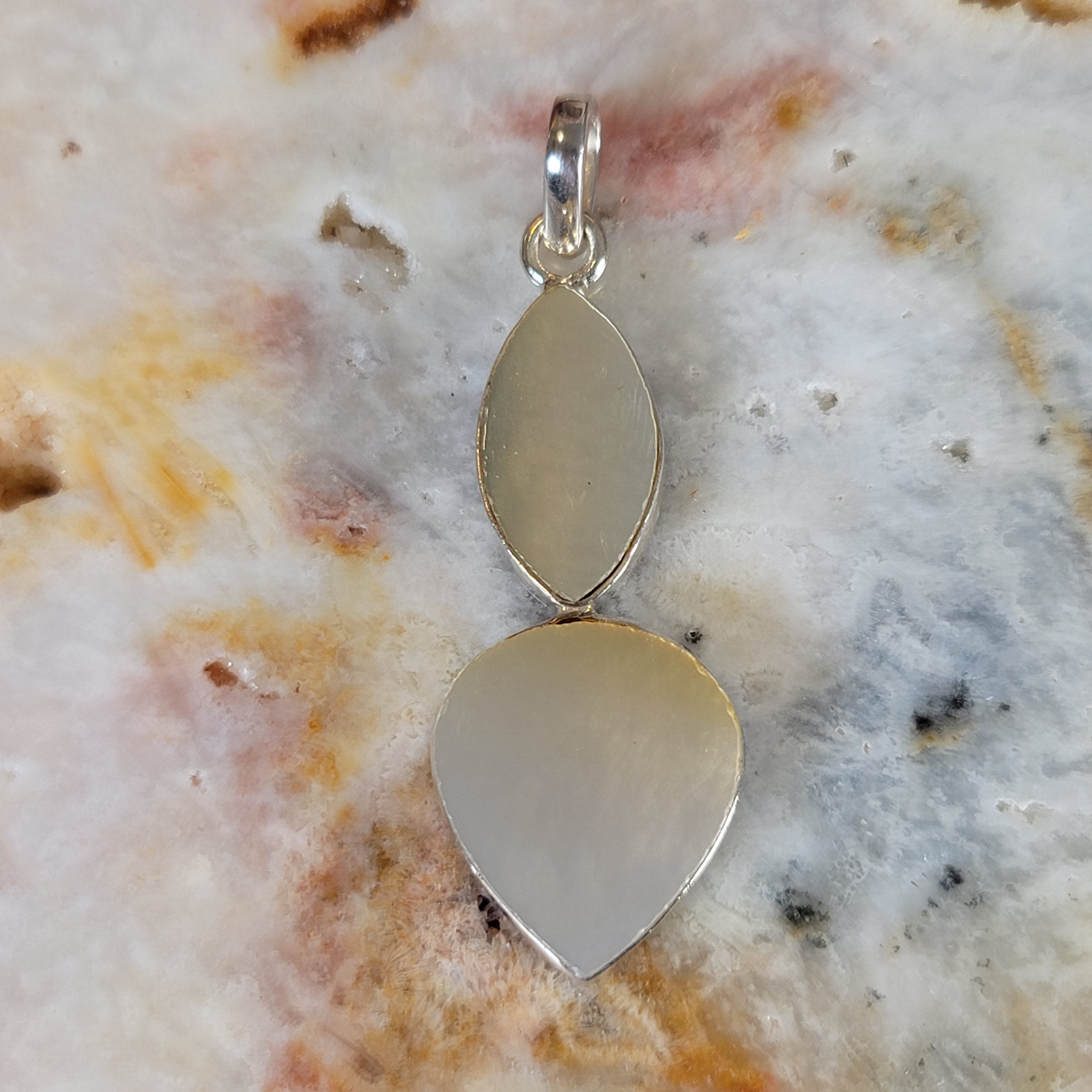 Mother of Pearl Pendant .925 Silver for Calm Emotions, Intuition and Stress Relief