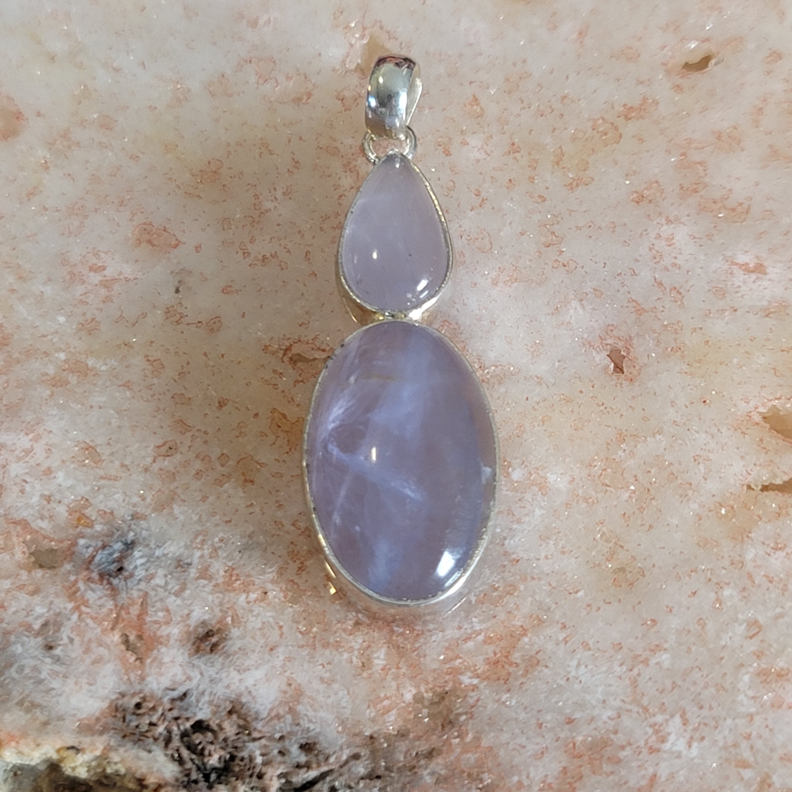 Purple Chalcedony Pendant .925 Silver for Attracting your Soul Mate