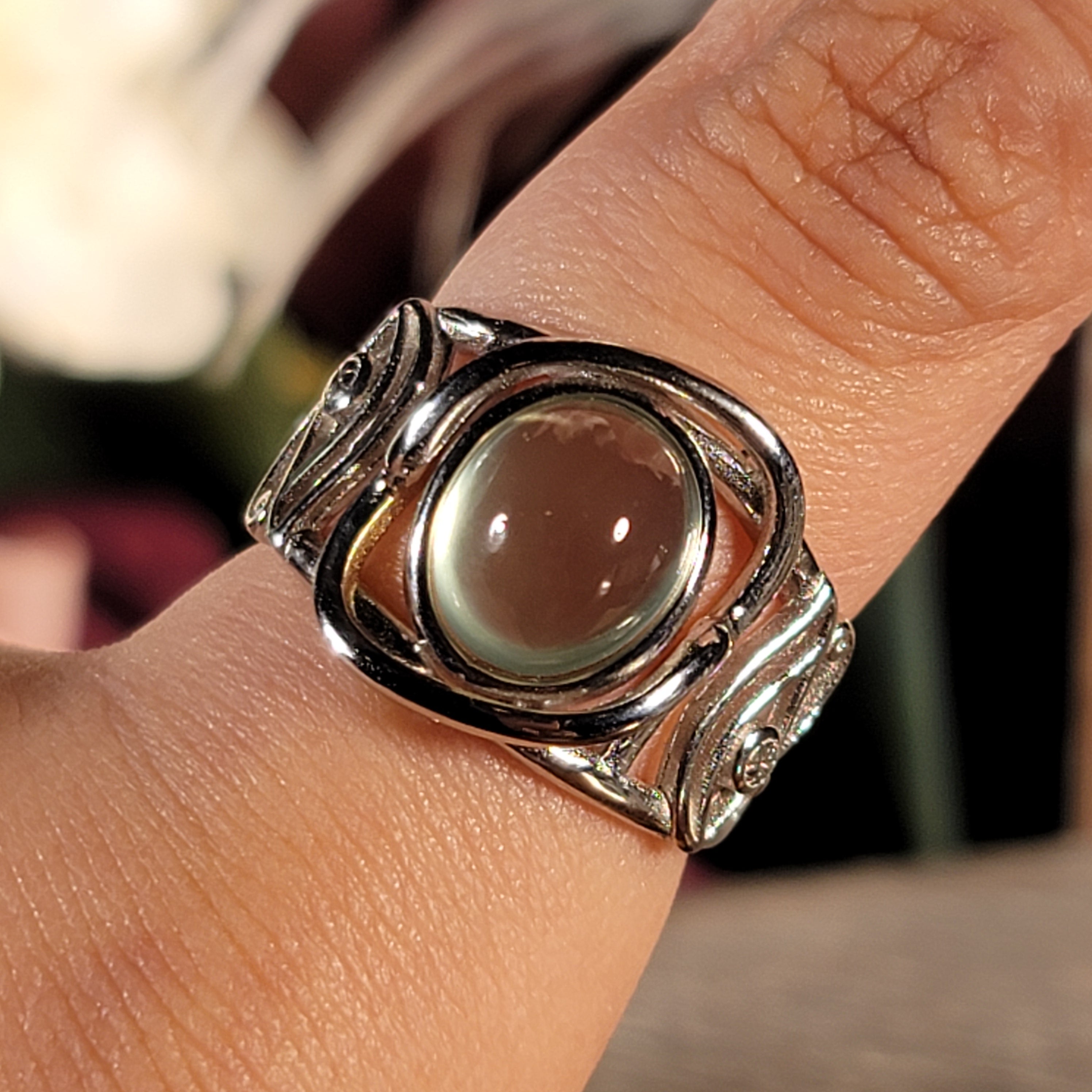 Prehnite Egyptian Eye Cuff Ring .925 Silver for Heart Healing and Rejuvenation