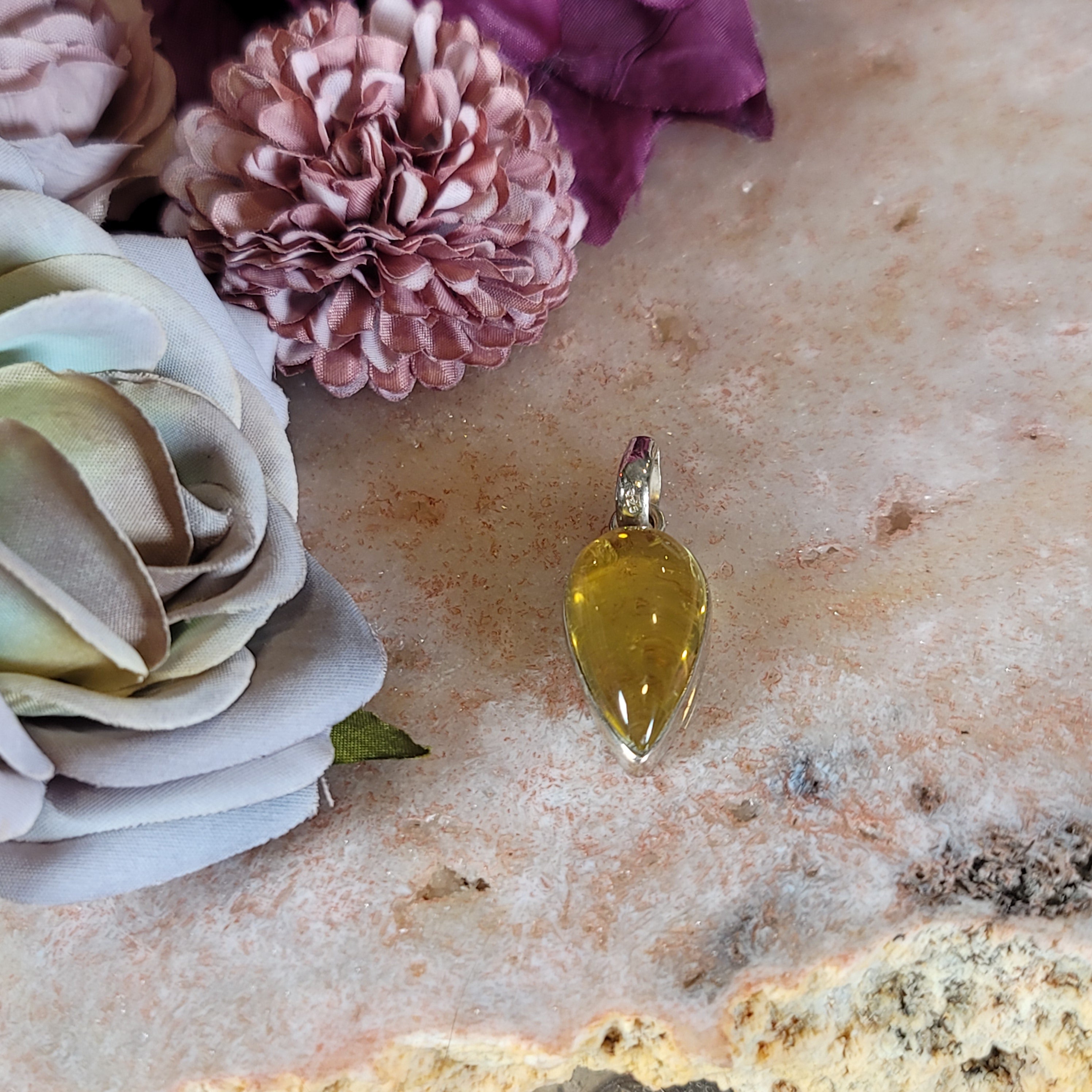 Lemon Quartz Pendant .925 Silver for Happiness and Positive Outlook