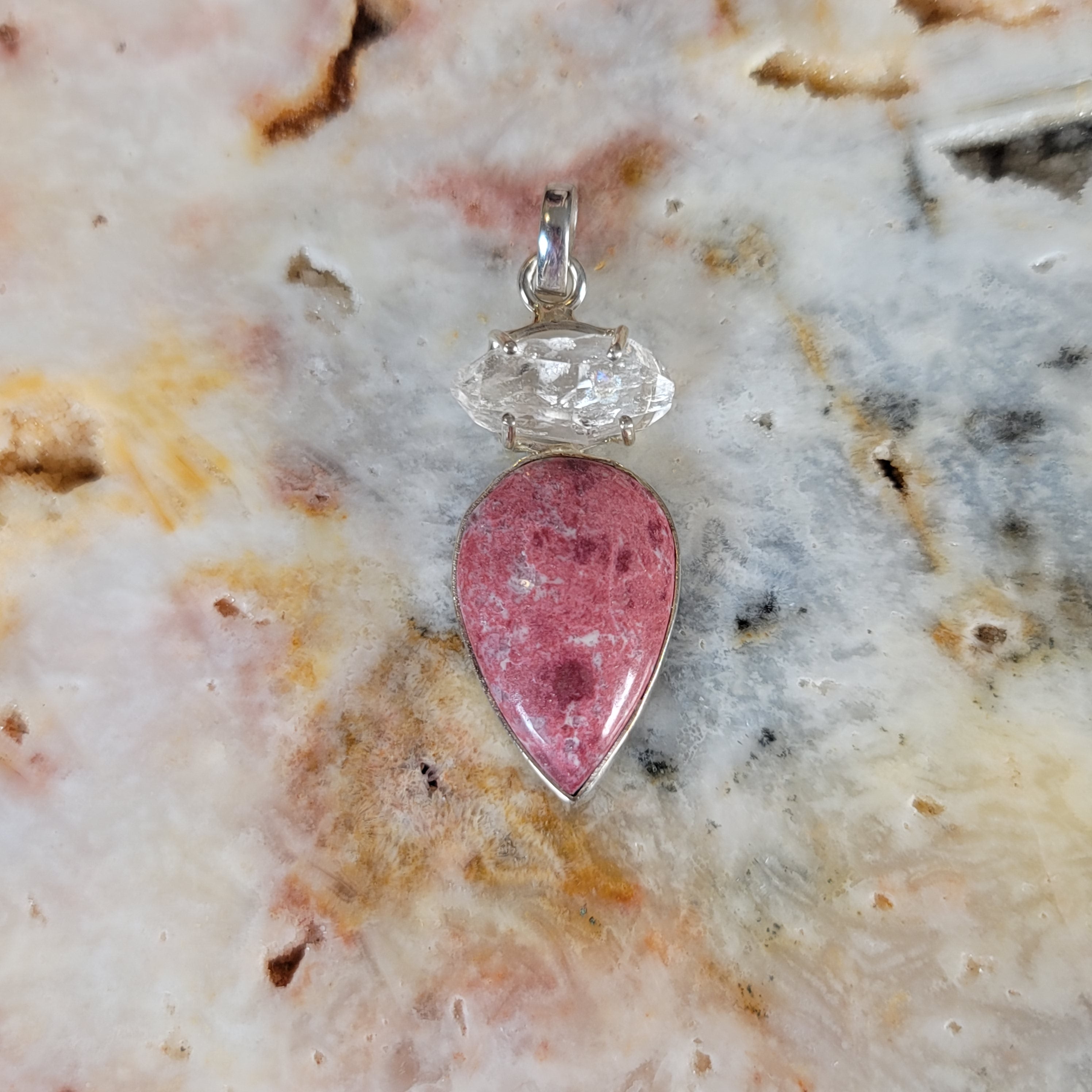 Thulite Pendant .925 Silver Pendant for Expressing Love and Experiencing Pleasure