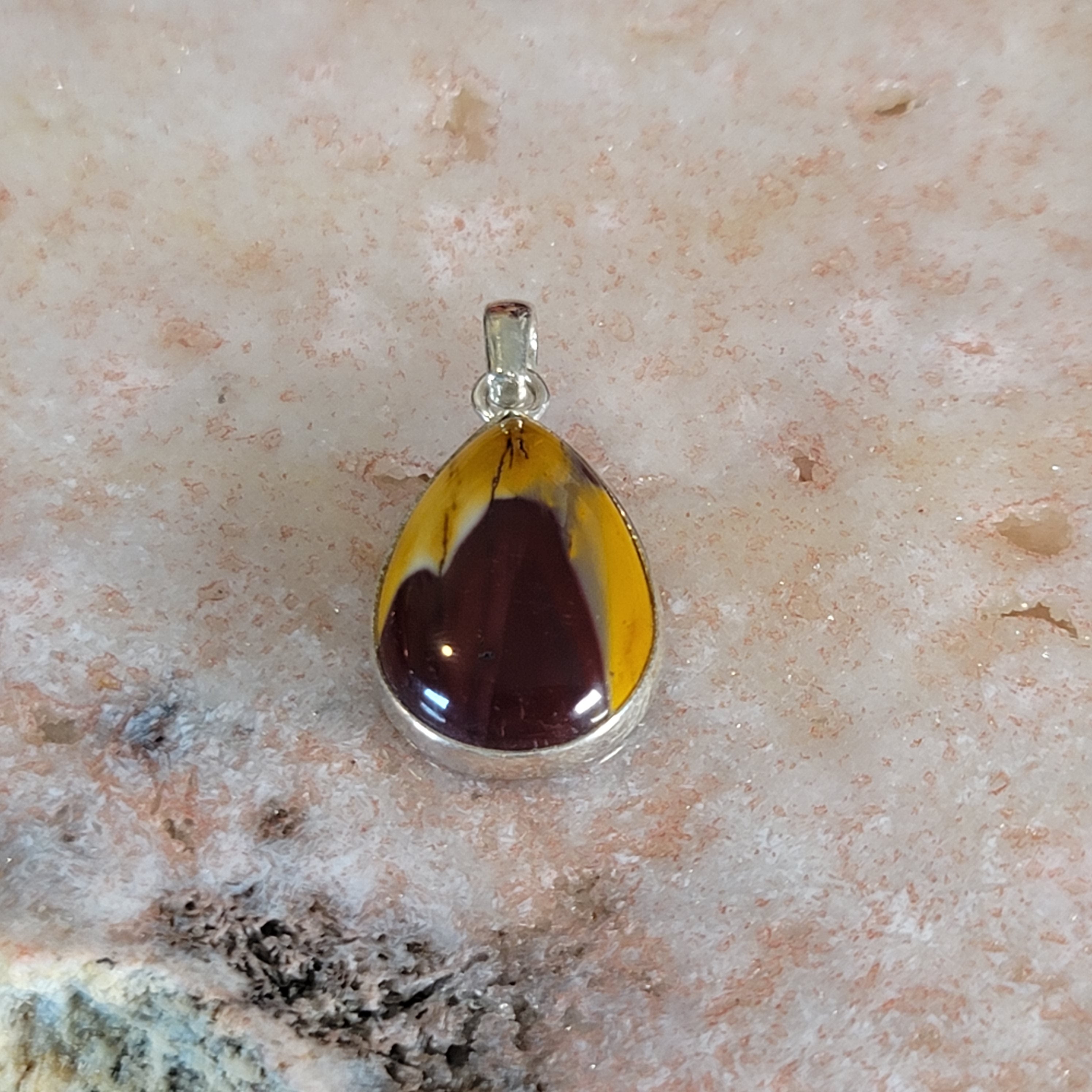 Mookaite Jasper Pendant .925 Silver for Personal Power and Youthful Beauty