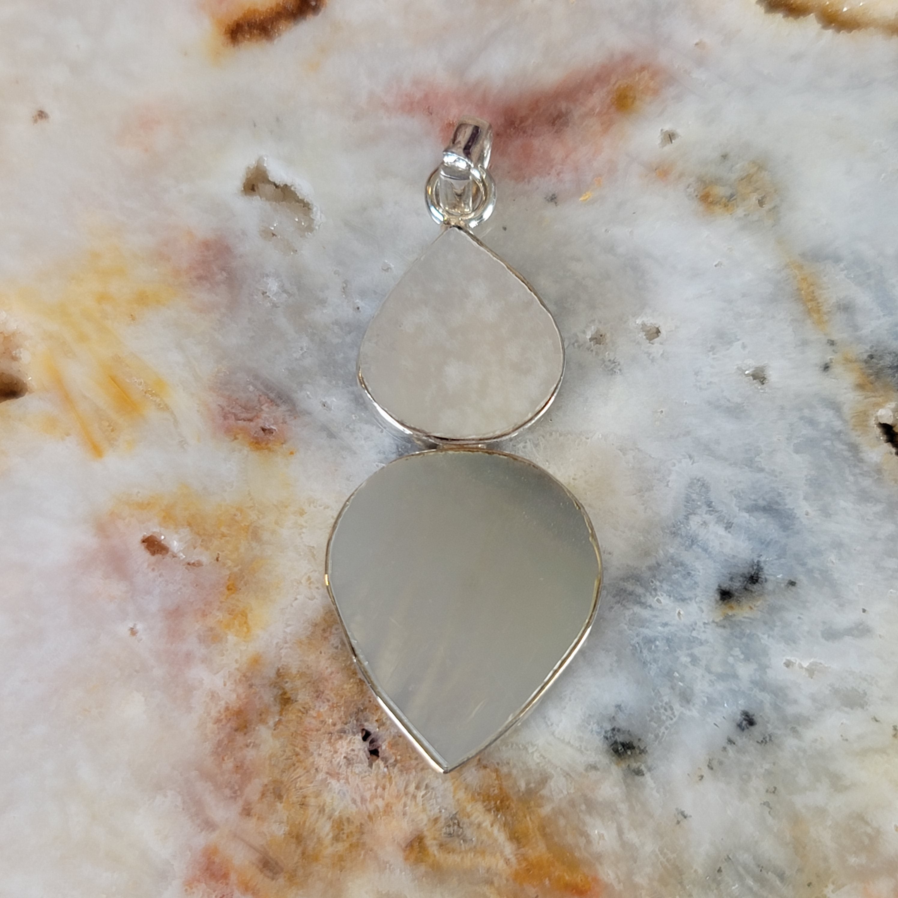 Mother of Pearl Pendant .925 Silver for Calm Emotions, Intuition and Stress Relief