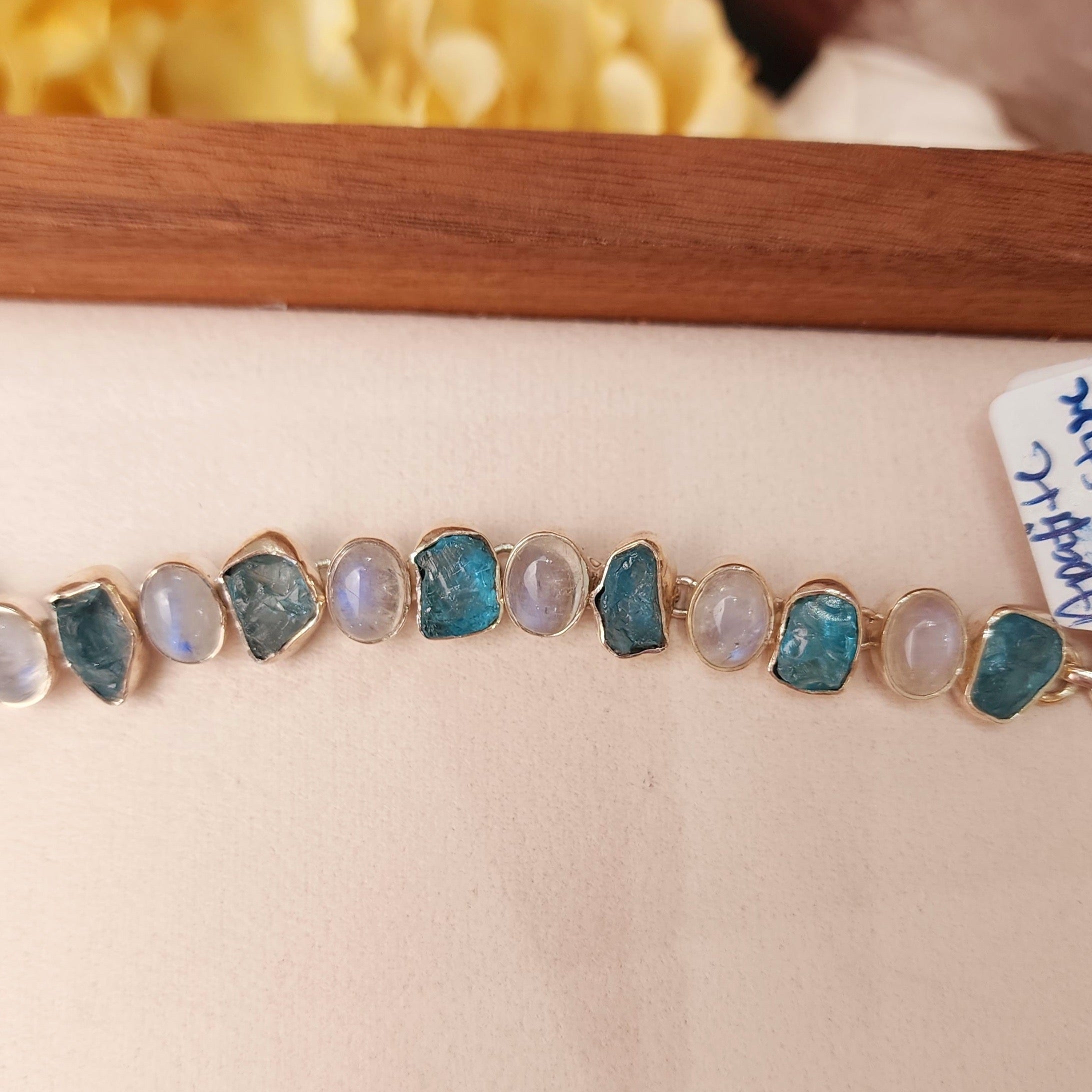 Paraíba Blue Apatite with Rainbow Moonstone Bracelet .925 Silver for Starting Fresh and Healthy Choices