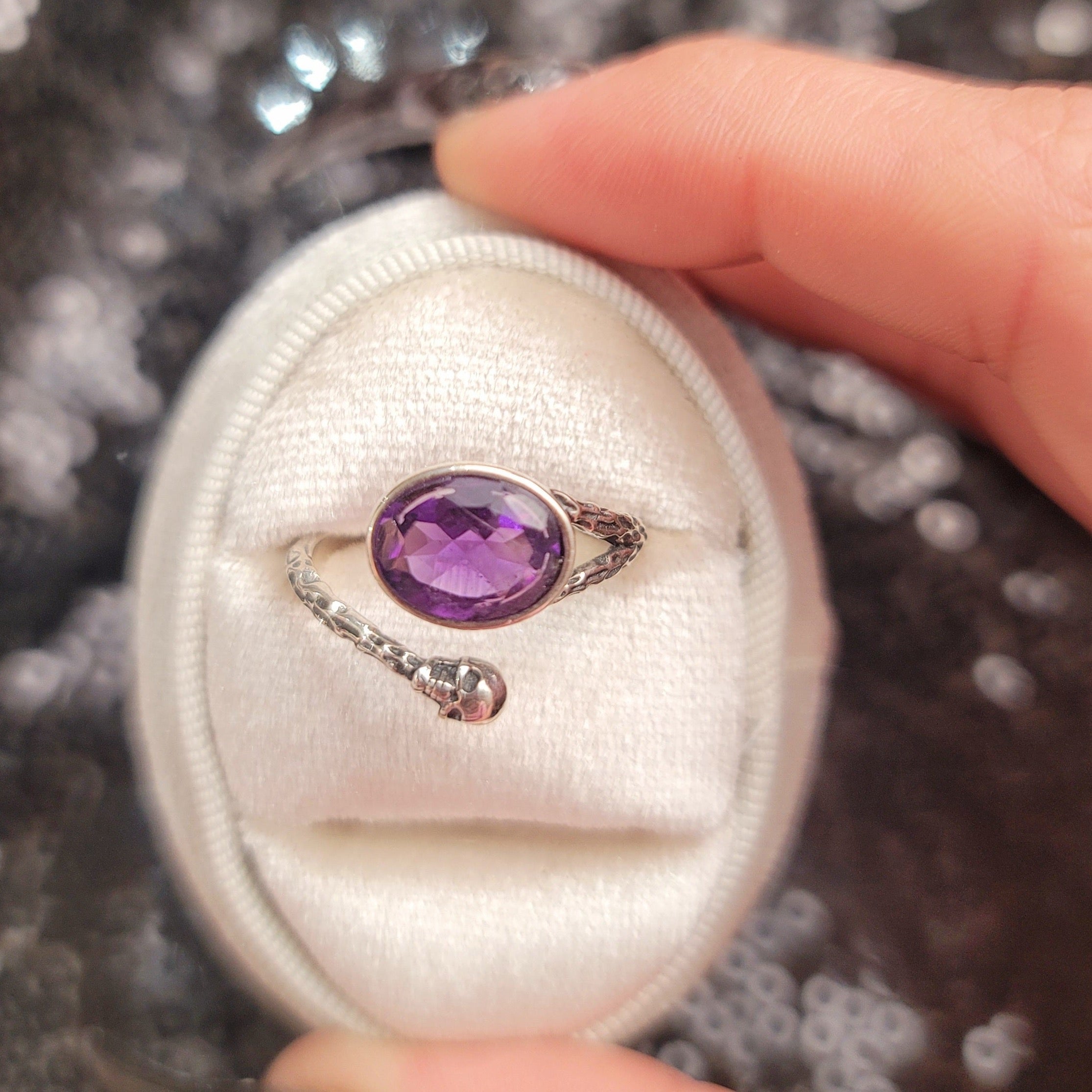 Amethyst Vintage Style Ring .925 Silver for Activating and Enhancing your Intuition