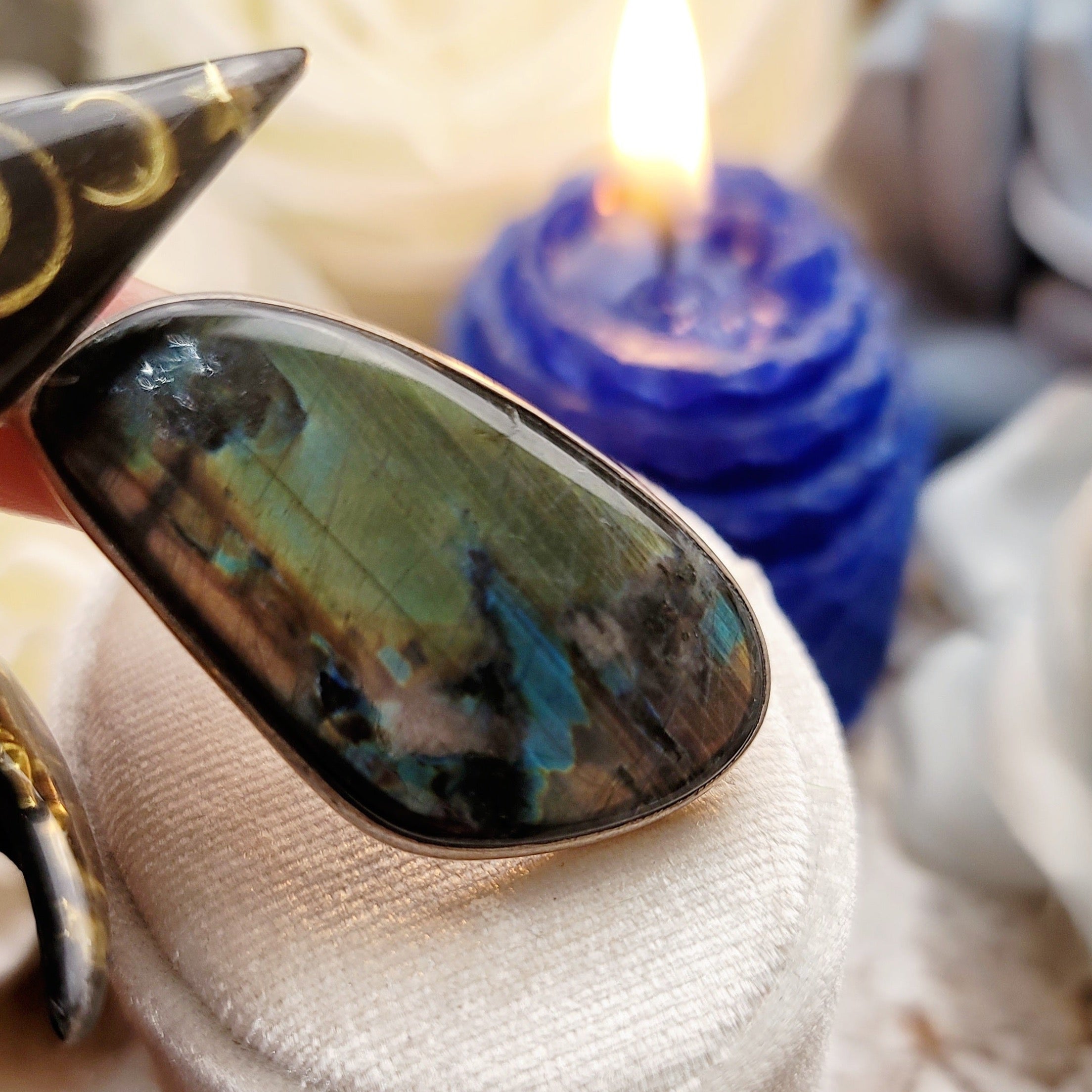 Spectrolite Pendant for Spiritual Awakening