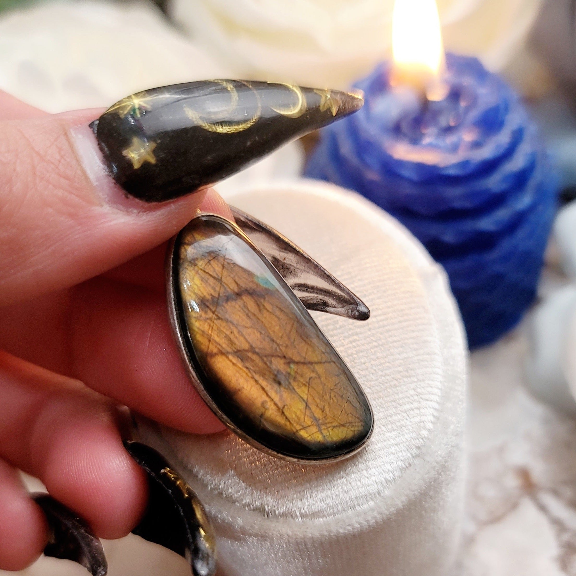 Spectrolite Pendant for Spiritual Awakening