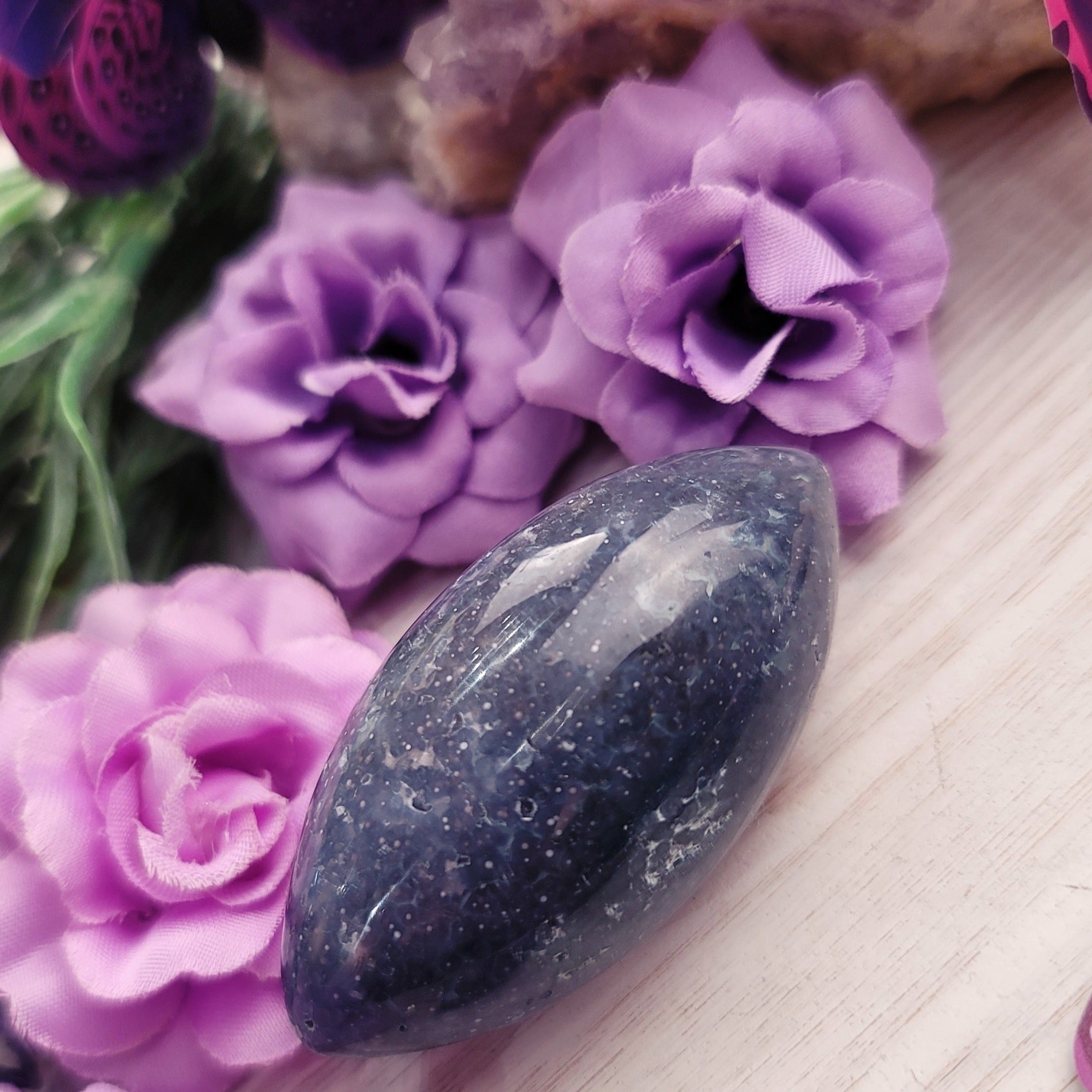 Grape Agate Shiva for Connecting with your Higher Self and Attracting your Soul Mate