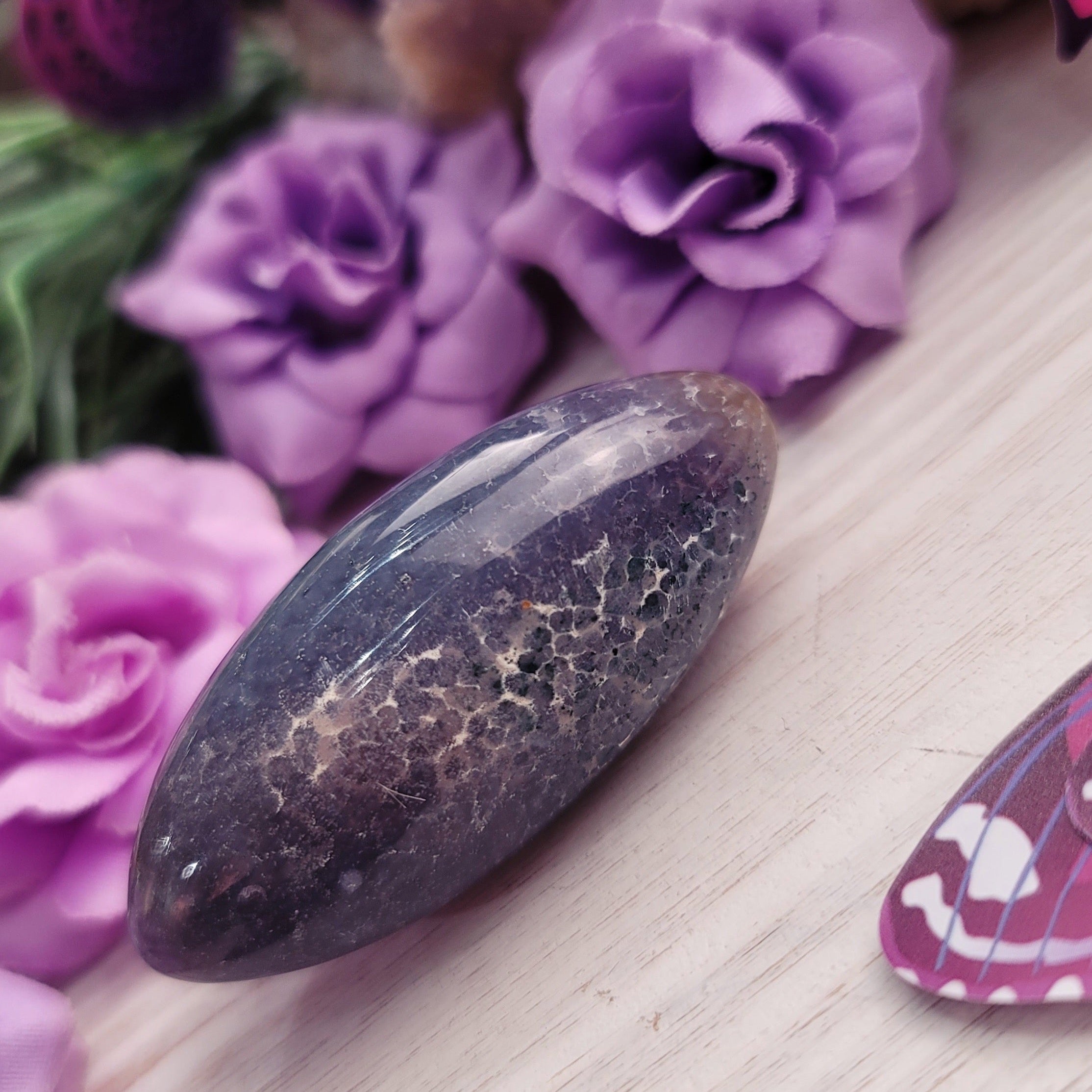 Grape Agate Shiva for Connecting with your Higher Self and Attracting your Soul Mate