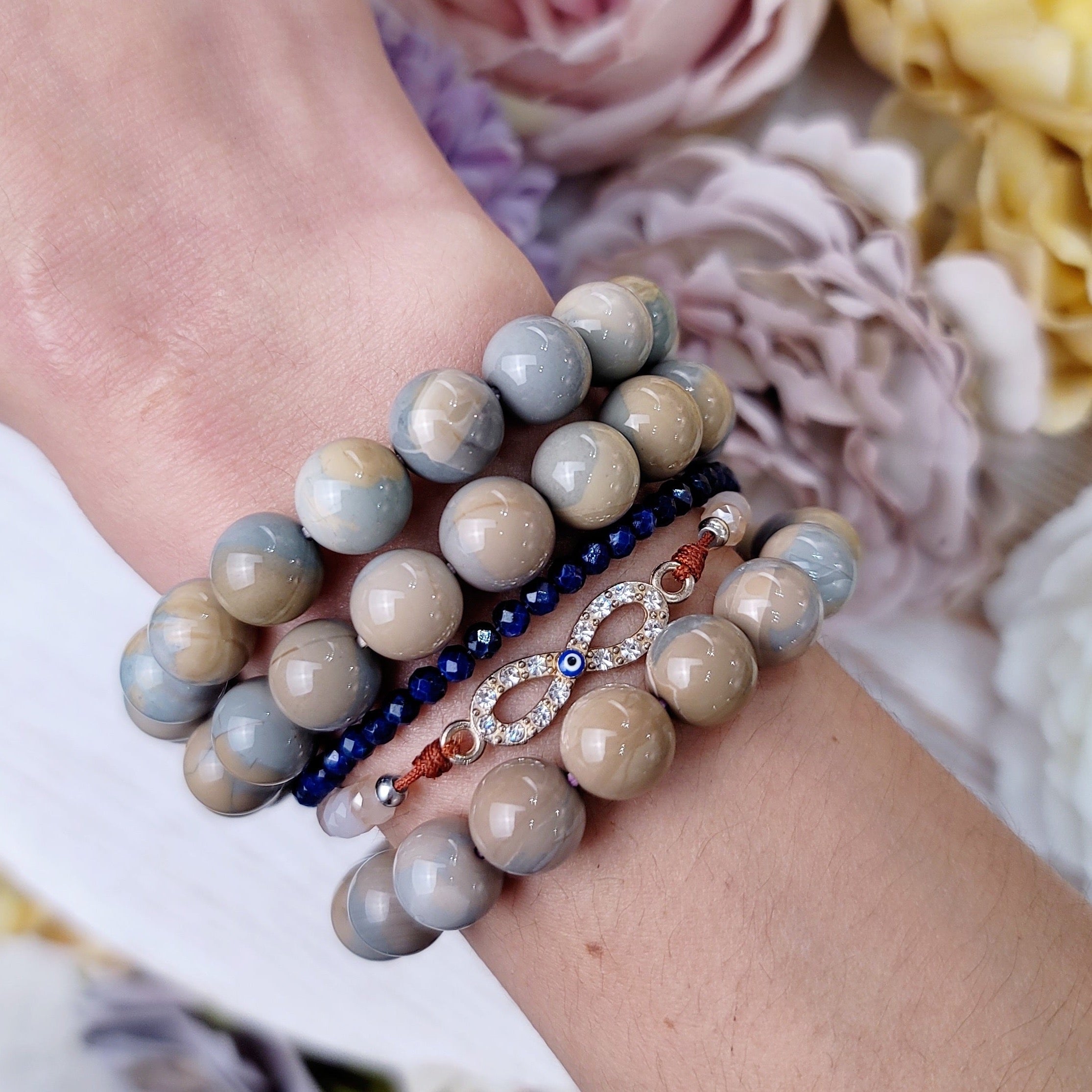 Blue Alashan Agate Bracelet (High Quality) for Chasing your Dreams, Enhanced Memory, Protection & Stress Relief