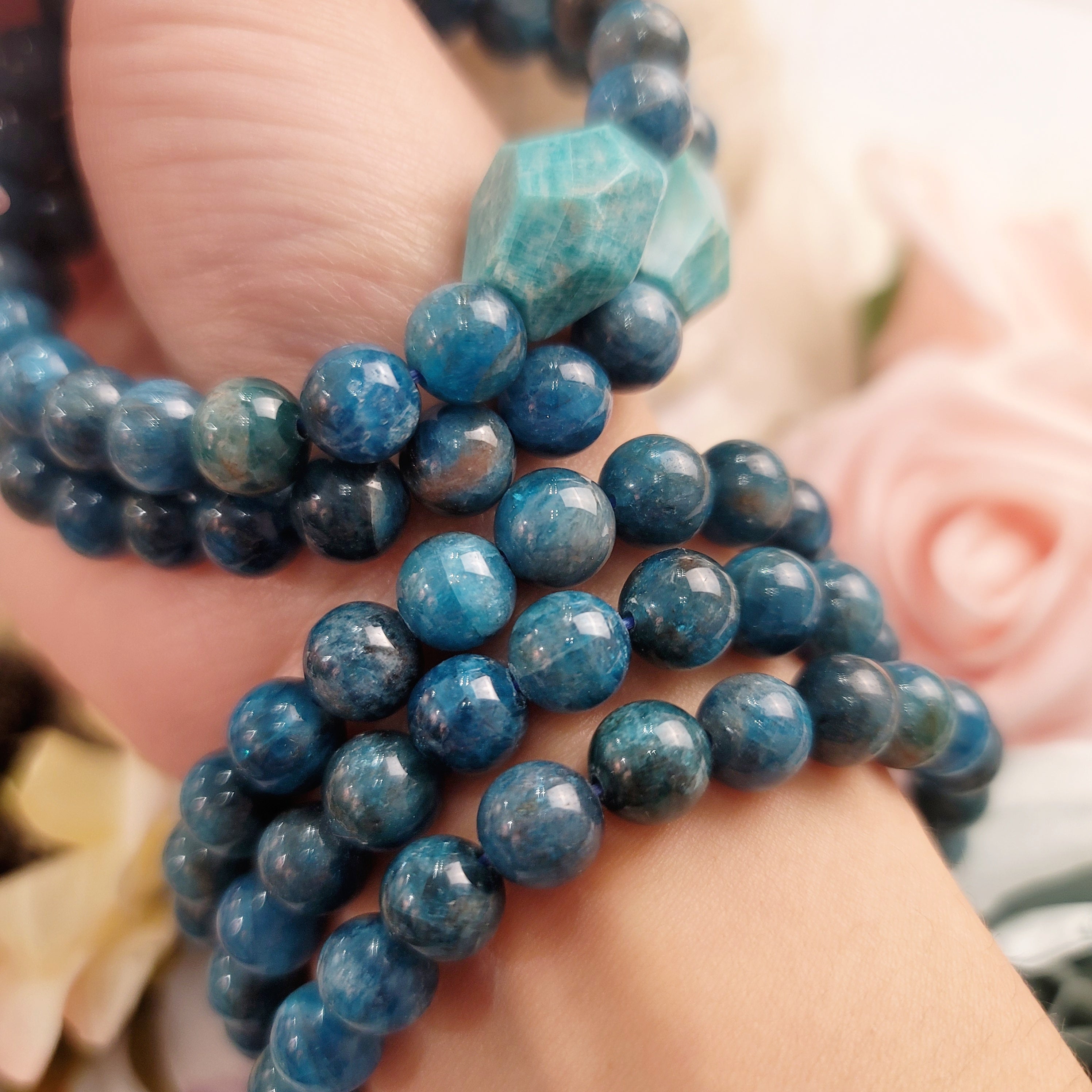 Throat Chakra Healing Bracelet for Connection,Healthy Communication,Positive Truth Speaking