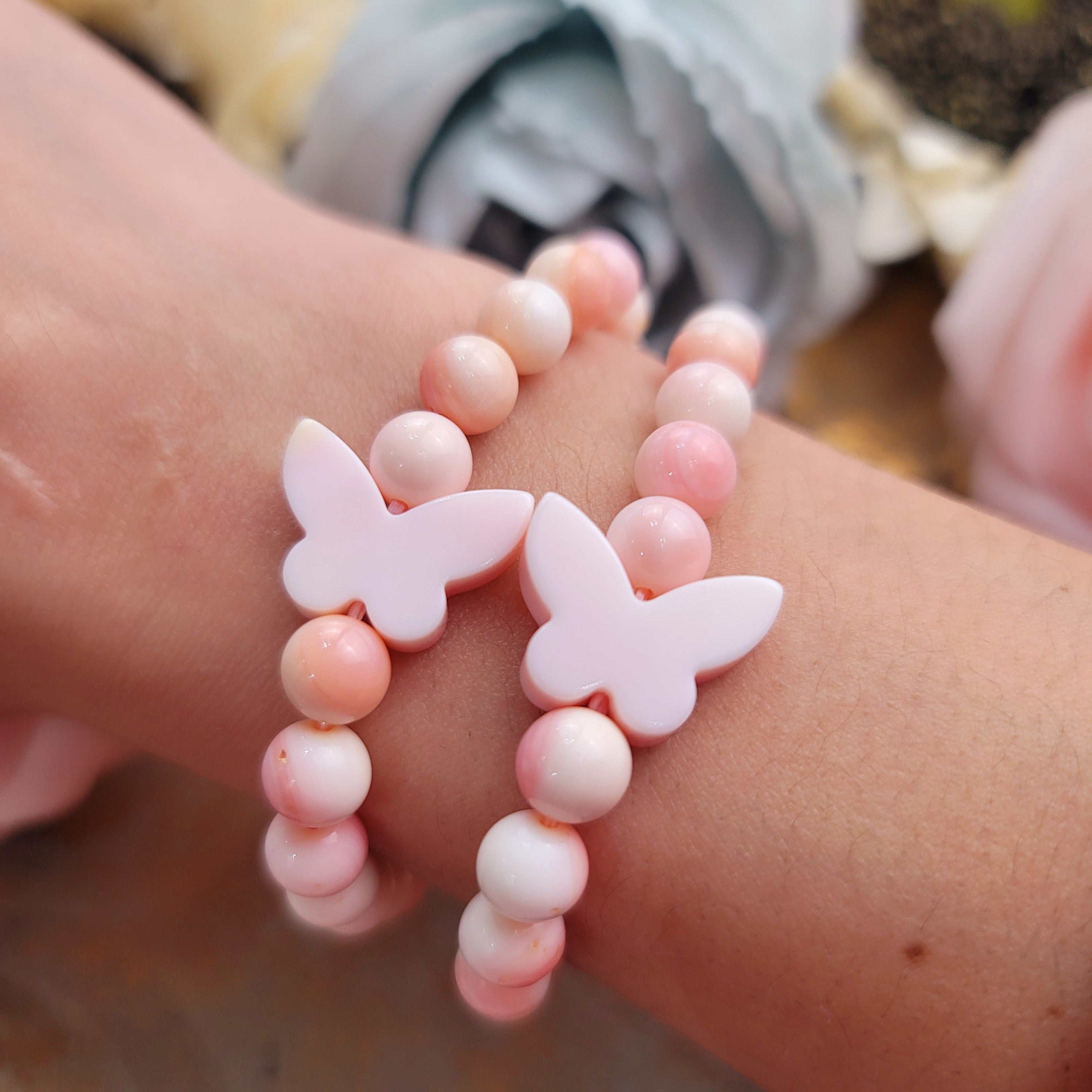Conch Shell Butterfly and Flower Bracelet for Purifying Your Environment of Evil