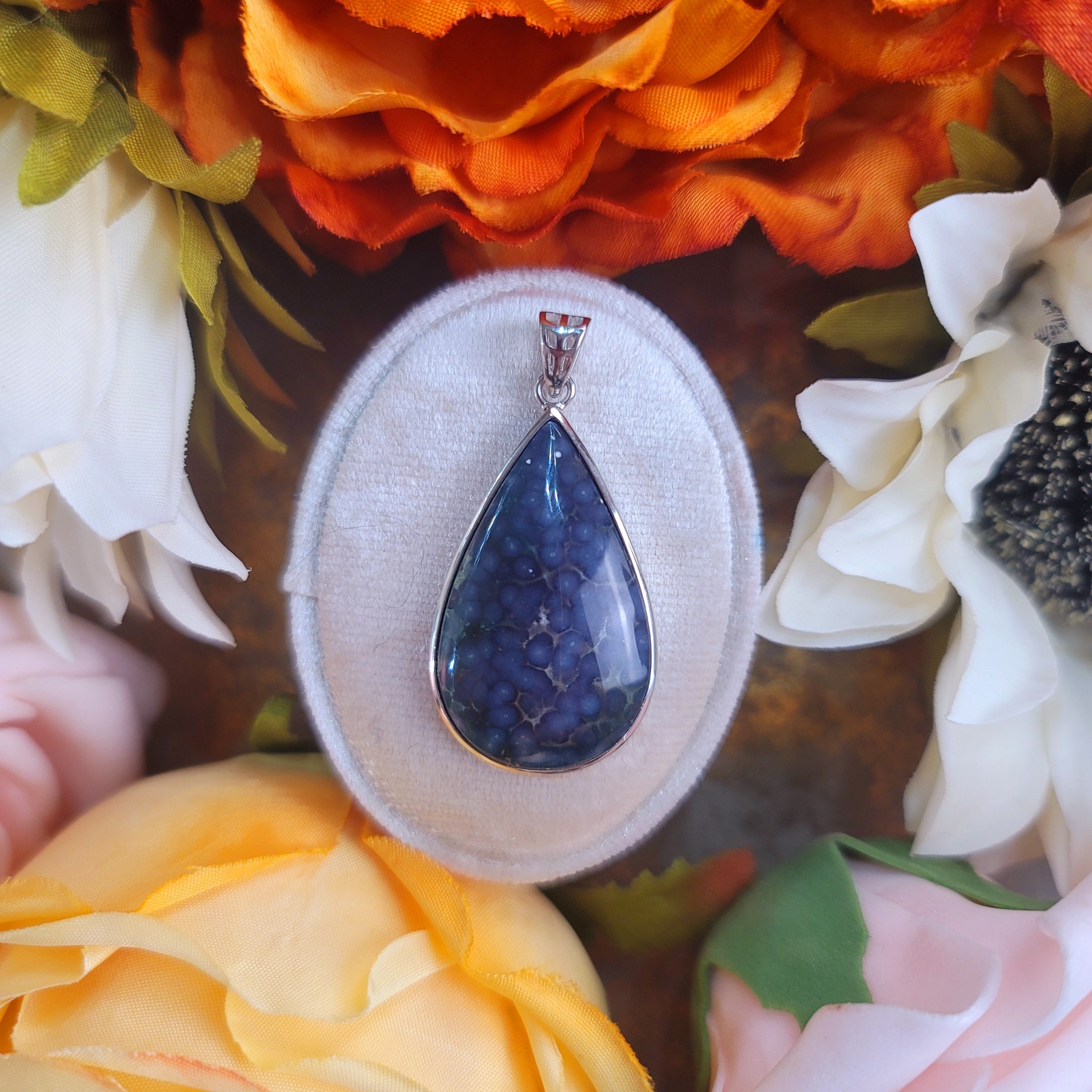 Grape Agate Pendant for Attracting your Soul Mate & Connecting with your Higher Self