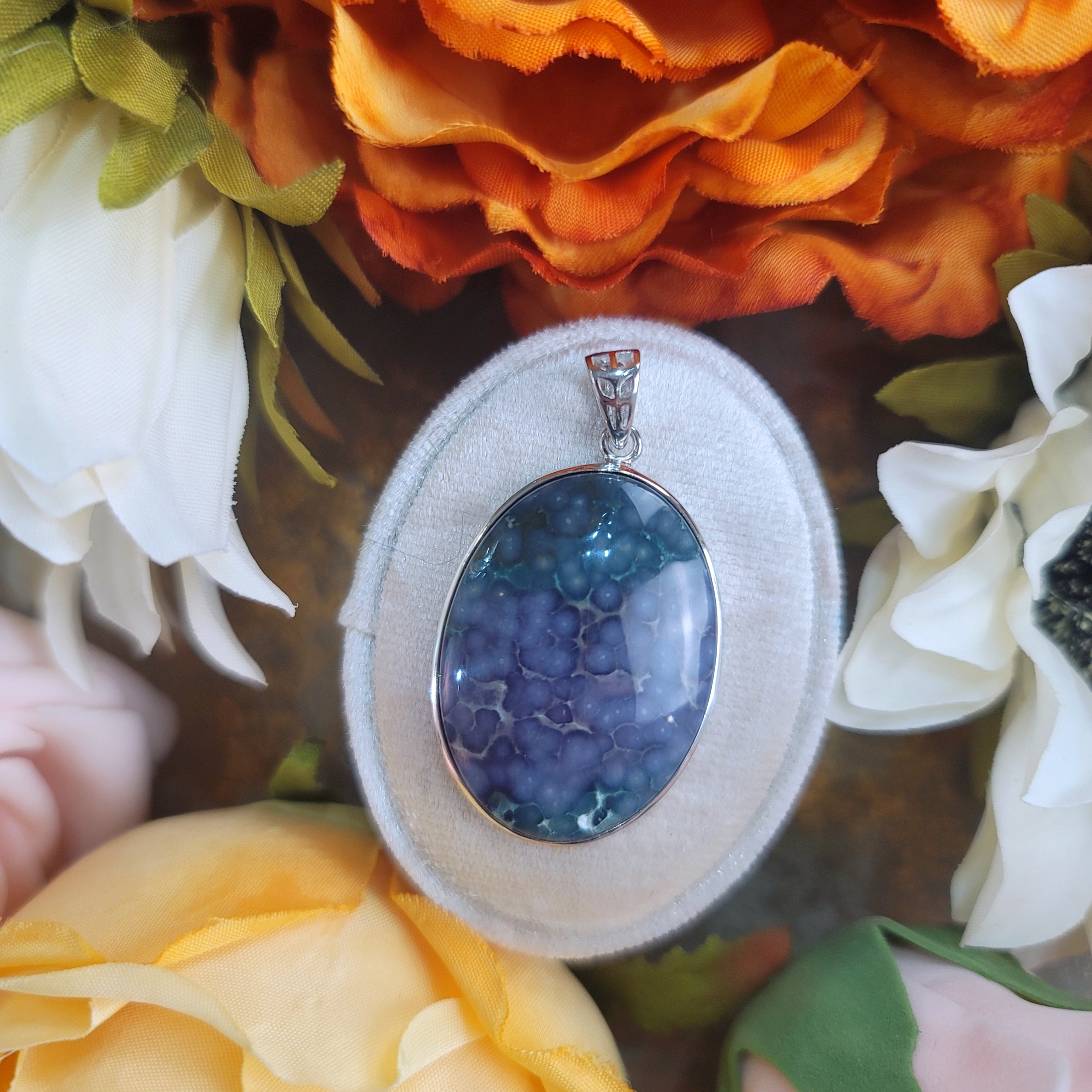 Grape Agate Pendant for Attracting your Soul Mate & Connecting with your Higher Self