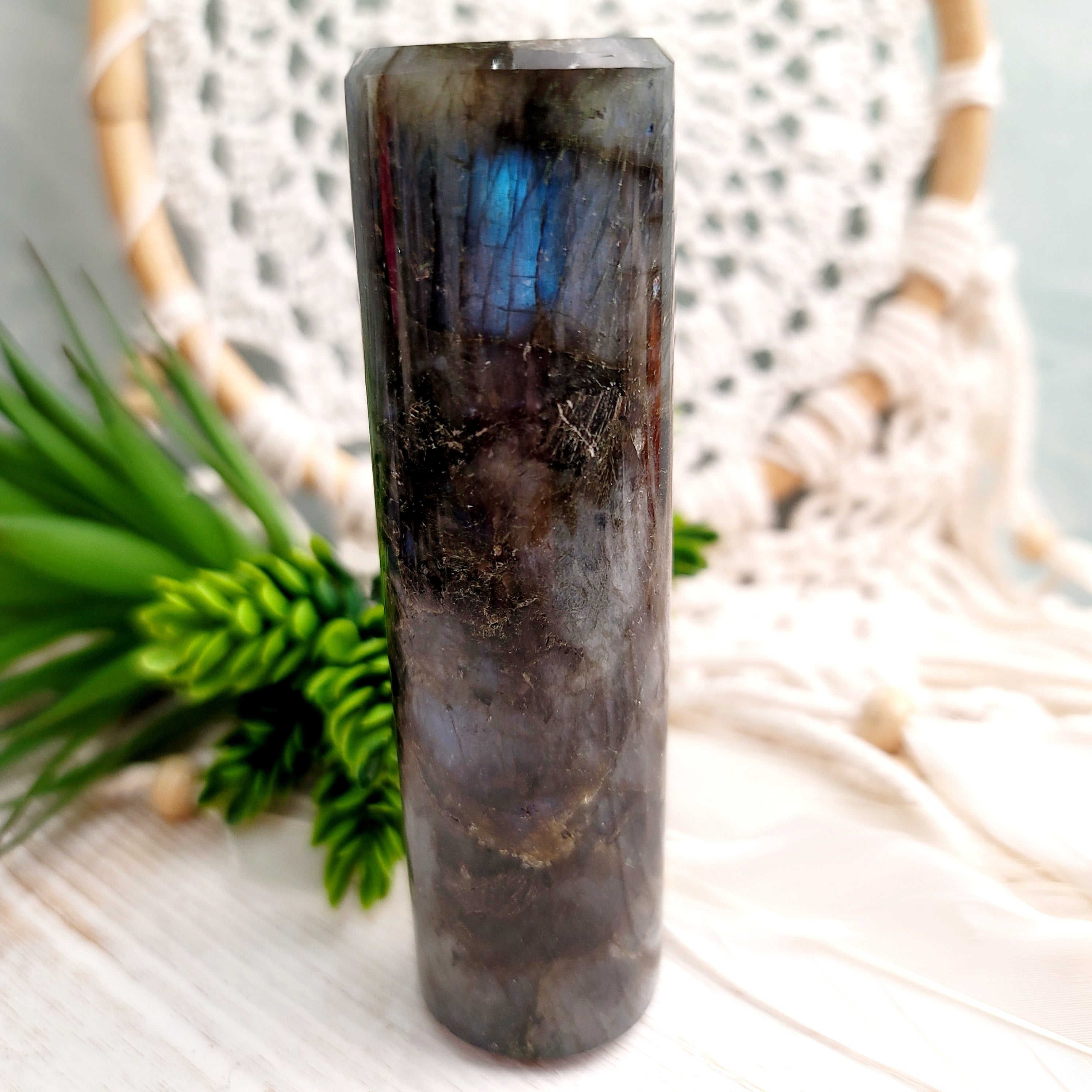 Labradorite Harmonizer for Finding your Path, Protection and Transforming your Life