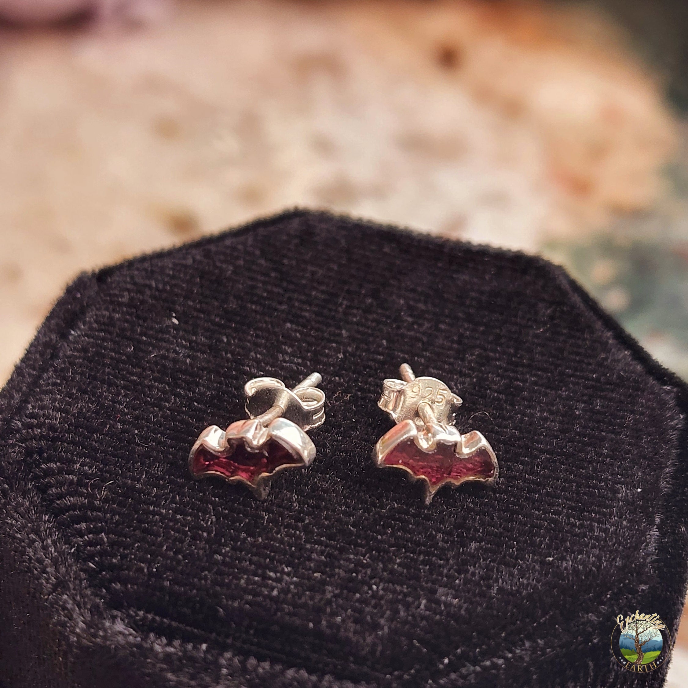 Garnet Bat Studs .925 Silver for Health and Strength
