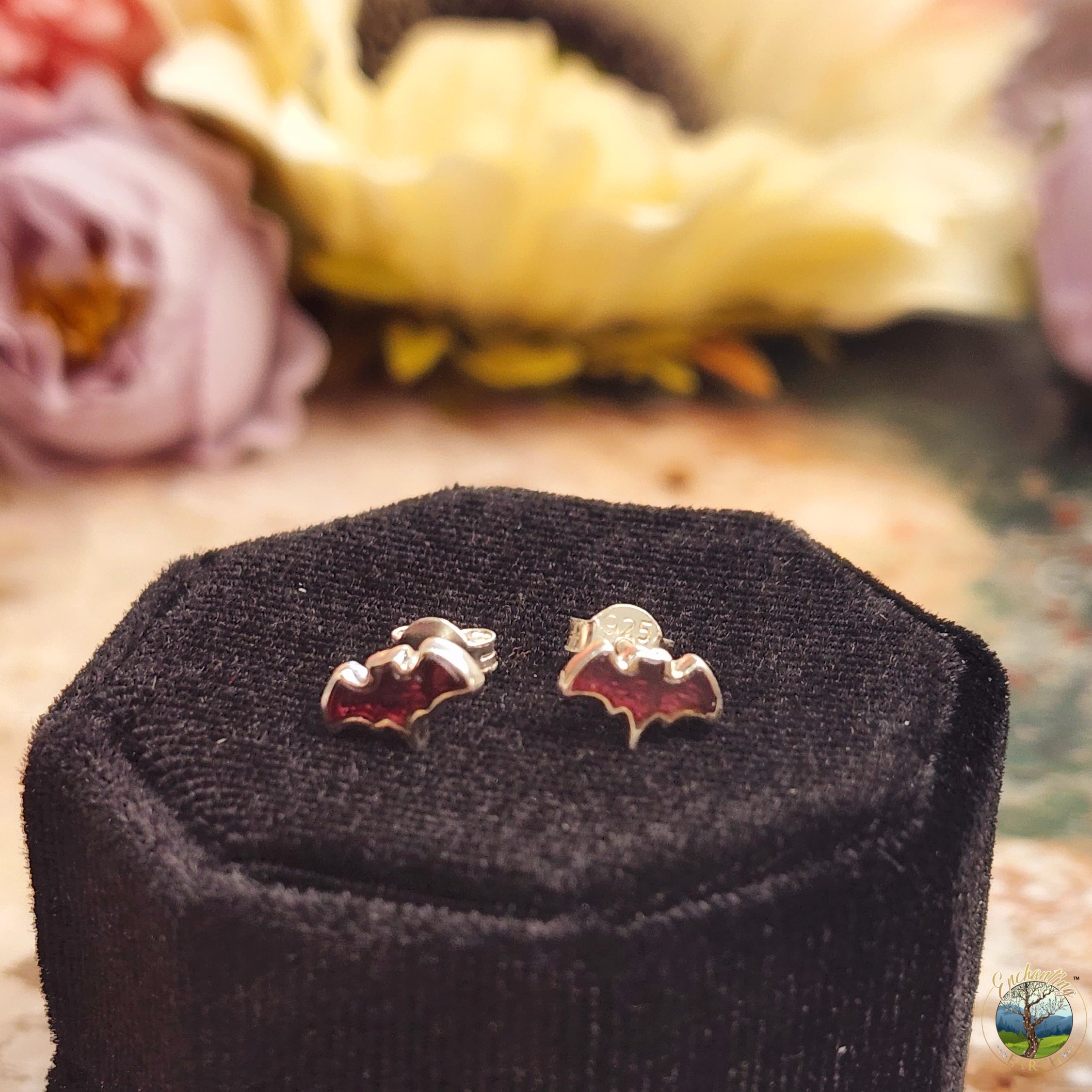 Garnet Bat Studs .925 Silver for Health and Strength