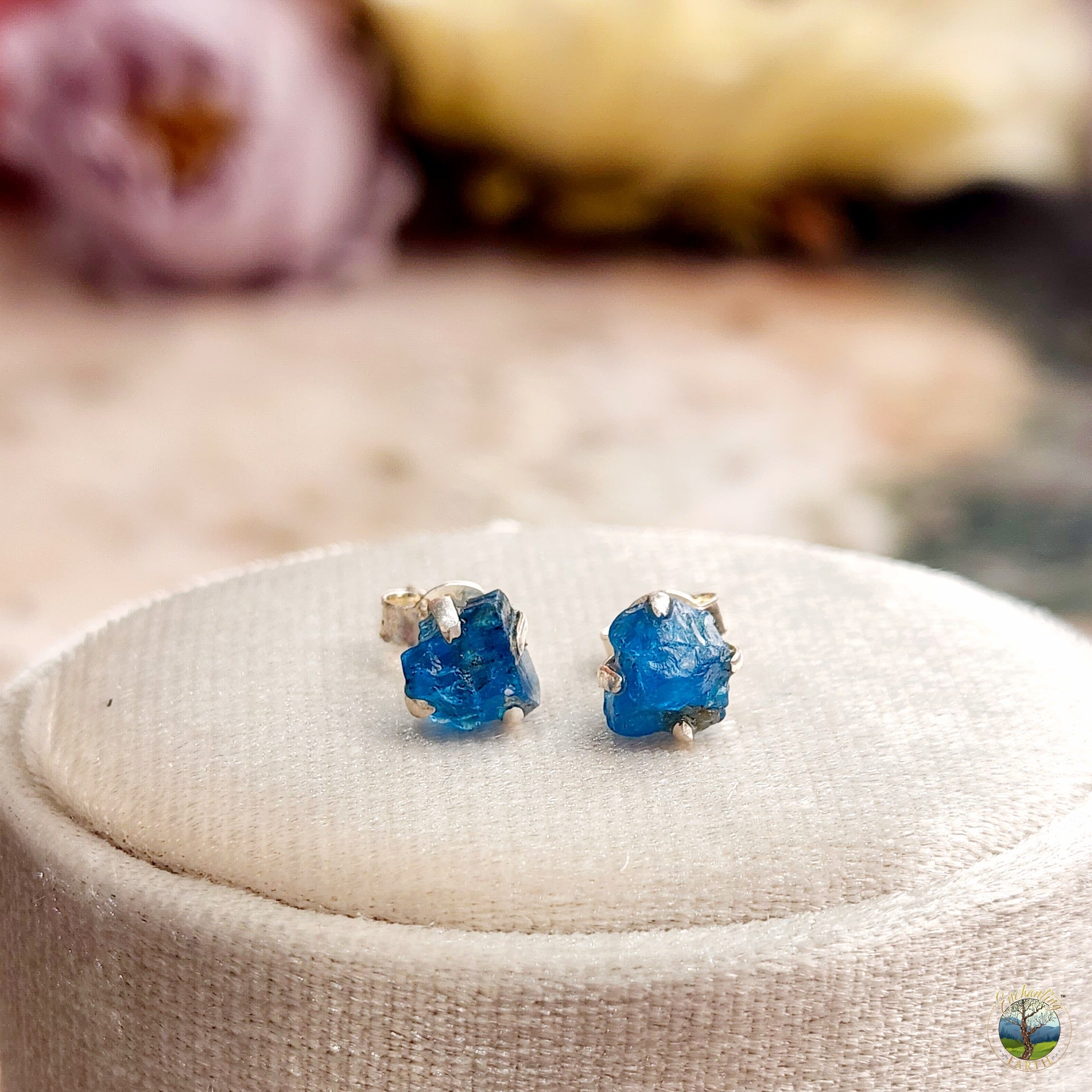 Blue Apatite Raw Studs .925 Silver for Healthy Diet and Inspiration